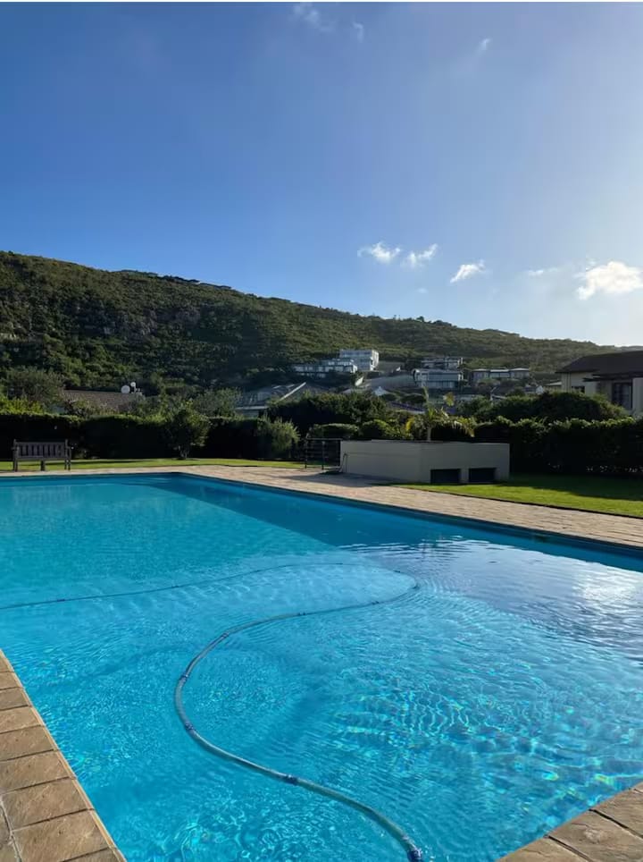 1 Bedroom Property for Sale in Whale Rock Gardens Western Cape